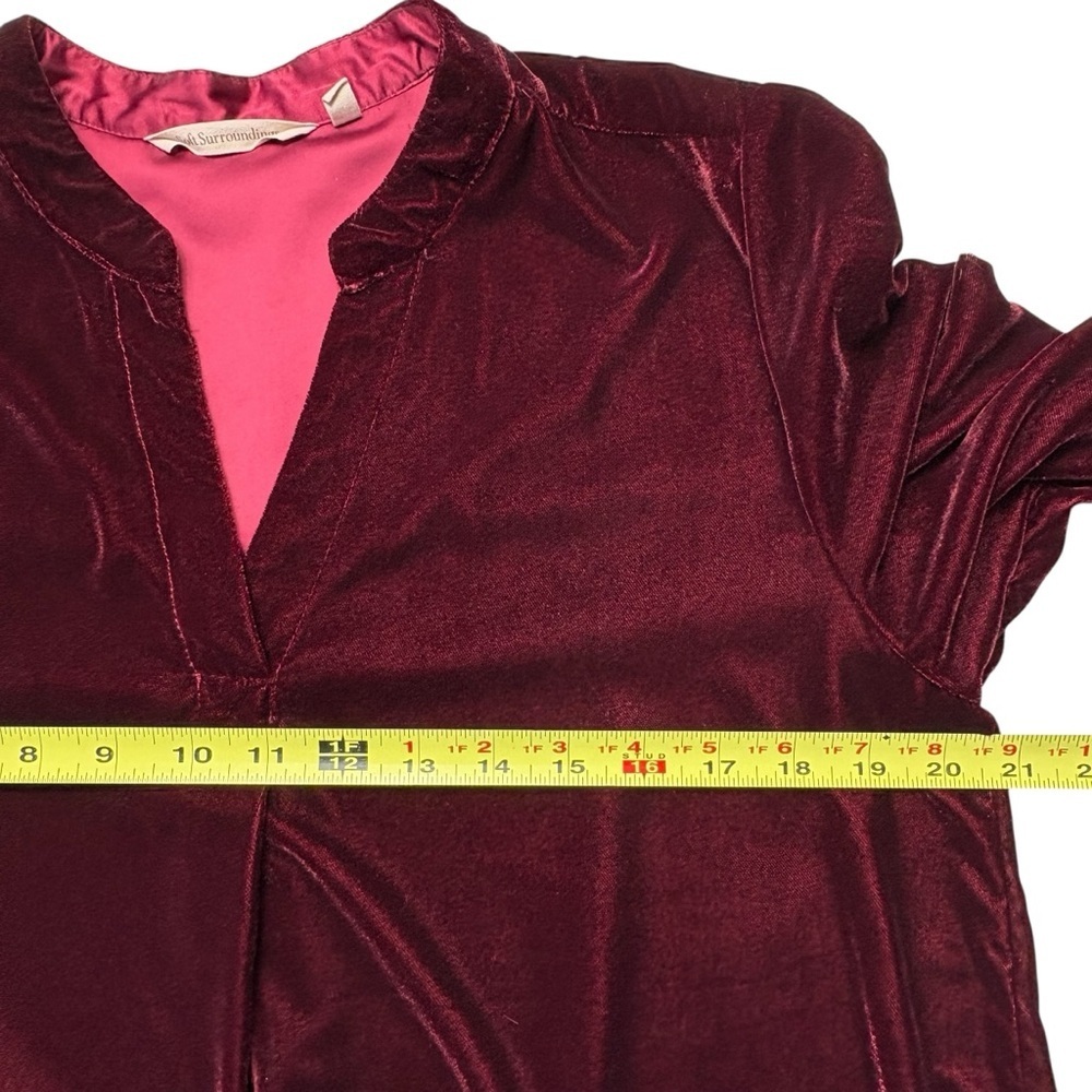 Soft Surroundings Velvet Popover Tunic Top Size M Burgundy Wine Button Cuffs - Picture 6 of 9